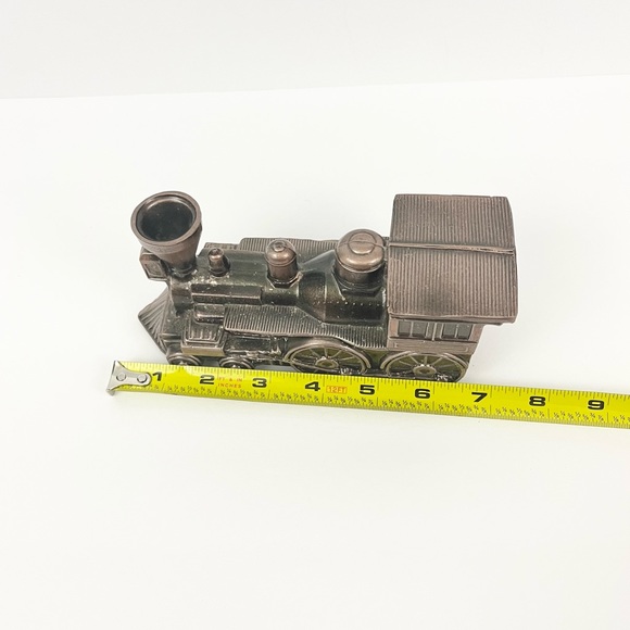 Vintage 1974 Banthrico Chicago Metal Train Coin Money Bank - Picture 5 of 11